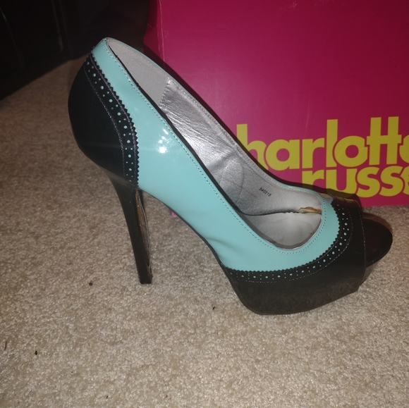 Heels - Picture 6 of 16